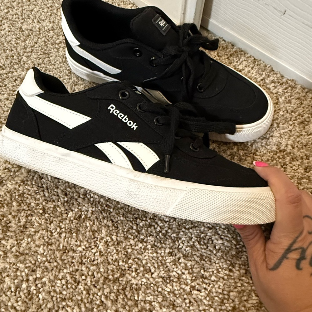 Reebok canvas shoes